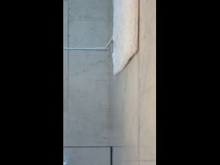 OnlyFans -  Mia Khalifa - Feet [FullHD 1080P]