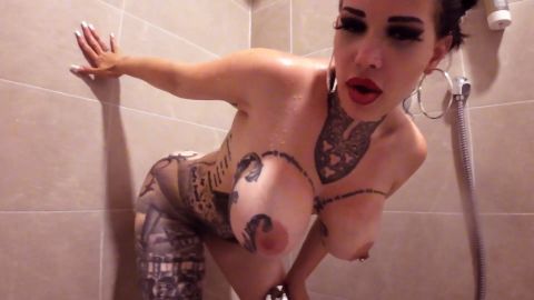 MissAlessaMilano - 2 Fach Didlo in der Dusche [FullHD 1080P]