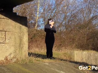 Underneath The Pipes [FullHD] - Screenshot 1