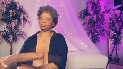 OnlyOneRhonda - Ranny Explores Granny Tittyfucks [HD 720P]