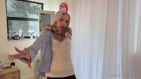 babyfooji (peachtot) - Try-On [FullHD 1080P]