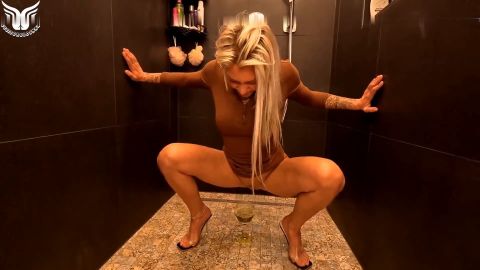 SuSiSorglosNRW - Susi schmeißt ne Runde Champagner [FullHD 1080P]