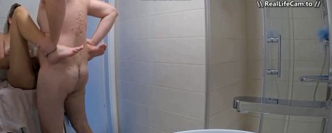 Reallifecam - Eliska And Pepik Have Hot Sex In The Bathroom 20.10.2024 [FullHD 766P]