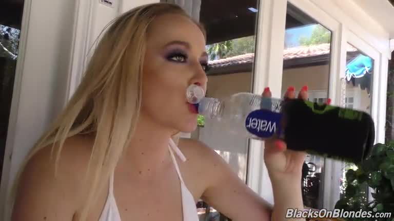 Preview for Iris Rose BTS