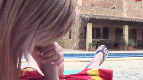 teengirly20 - Poolboy auf Mallorca [FullHD 1080P]