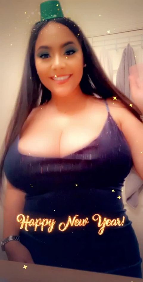 OnlyFans 2020-01-01_115889255_Happy_New_Year_this_year_will_be_your_best_year_and_you_ll_accomplish_everyth