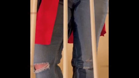 Essen7471 - Best of Jeans einpissen - Ich liebe es mich einzunässen [HD 720P]