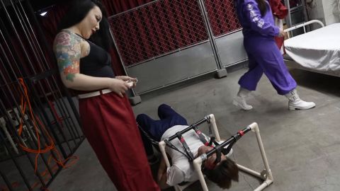 Faceslap Japan Super Hard - Cruel Facesitting Machine [FullHD 1920P]