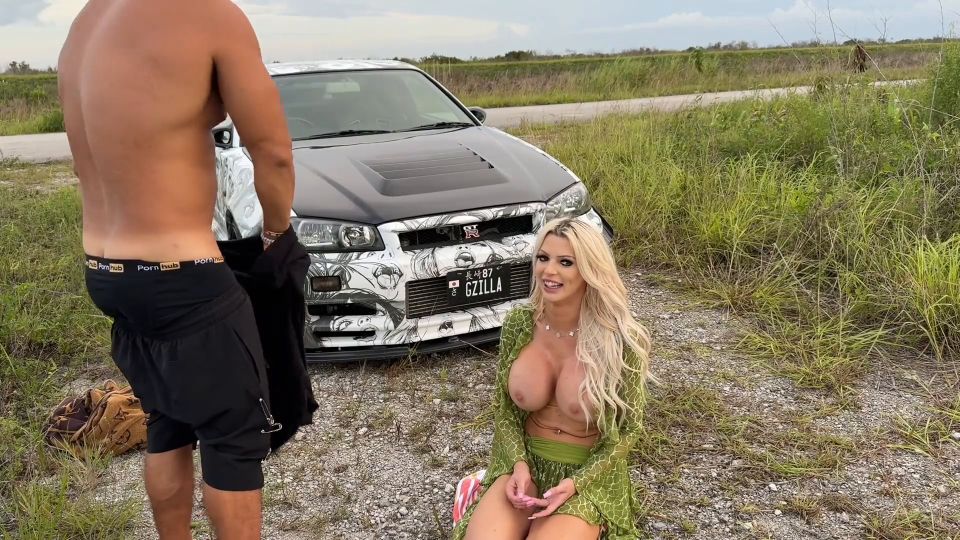 Teddy Tarantino - Amateur Public Car Sex | Mckala Meets Goonzila | Teddy Tarantino | R34 [FullHD 1080P]