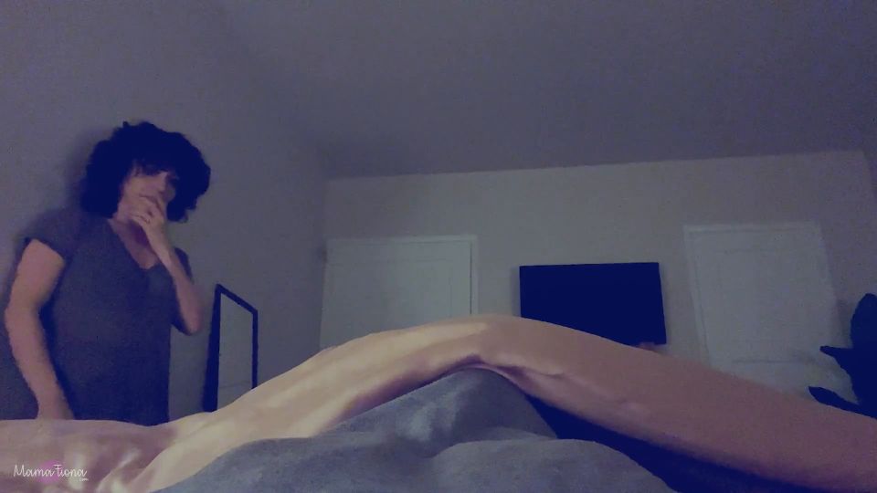 Cockteasefiona (Mama Fiona, Fiona Costello) - Thirsty Mom's Moral Dilemma [FullHD 1080P]